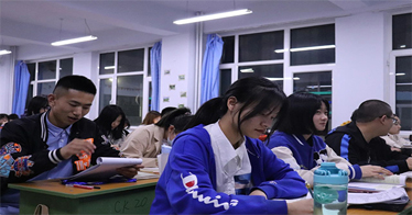 投入勞動(dòng)，我最閃亮