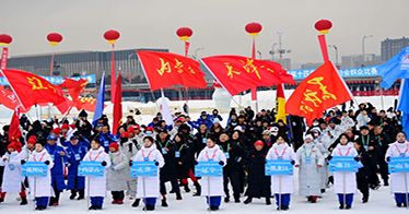 助力“十四冬” | 鴻德“小雪團(tuán)兒”和“十四冬”的雙向奔赴