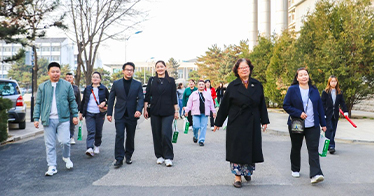 蒙古國達爾罕市學前教育教師代表團到訪學院