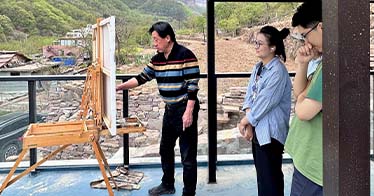 學院藝術(shù)設(shè)計系開展藝術(shù)采風與寫生實踐教學活動